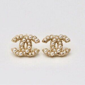Authentic Luxurious Chanel small Pearl Logo Piercing Stud earrings